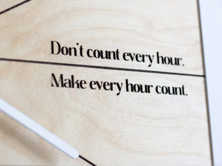 Rectangular Modern Wall Clock - Image 4